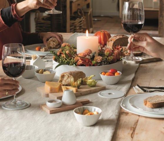 räder gedeckter Tisch